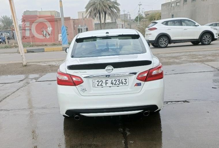 نیسان ئەلتیما